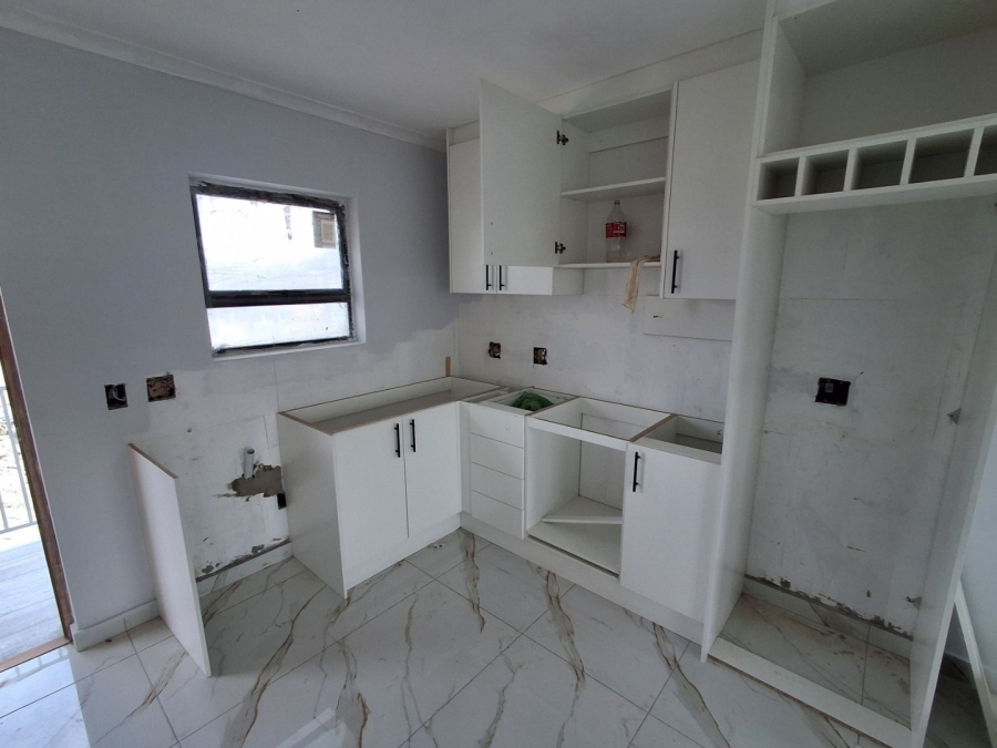 2 Bedroom Property for Sale in Ruyterwacht Western Cape